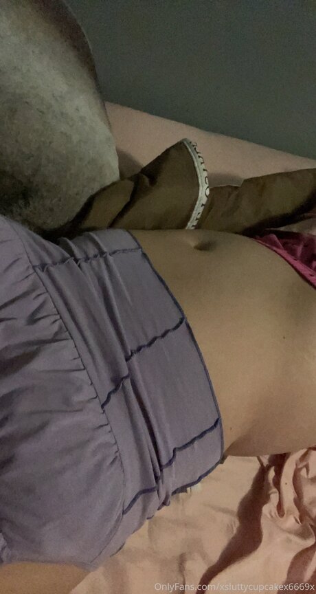 Xsluttycupcakex6669x