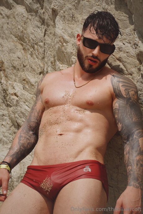 Foto desnuda filtrada de OnlyFans de Theolivercolt