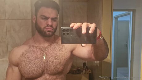 Foto desnuda filtrada de OnlyFans de Mikeeeeeeeee