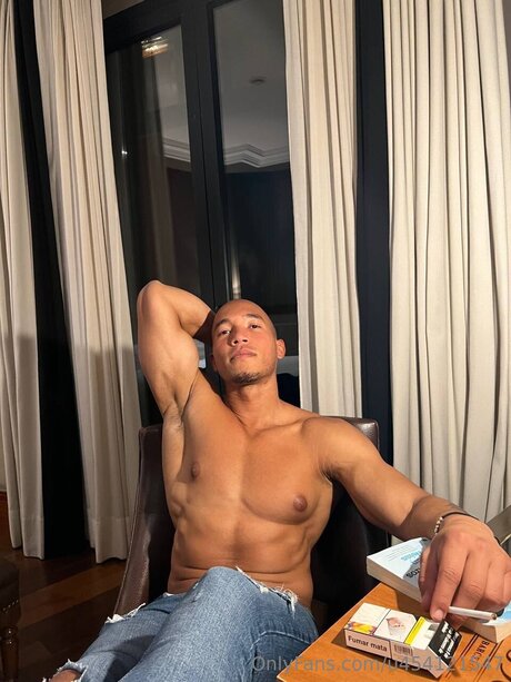 Foto desnuda filtrada de OnlyFans de Dwayne Johnson Jr