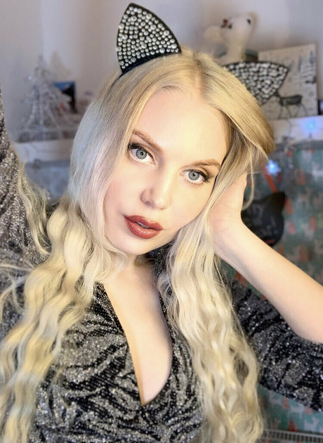 Ittybittyprettykittyfree