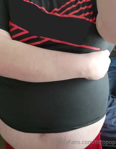 Foto desnuda filtrada de OnlyFans de Fittopop