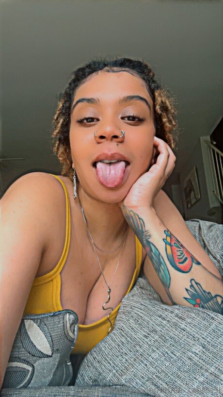 Foto desnuda filtrada de OnlyFans de Thee Kahleesi