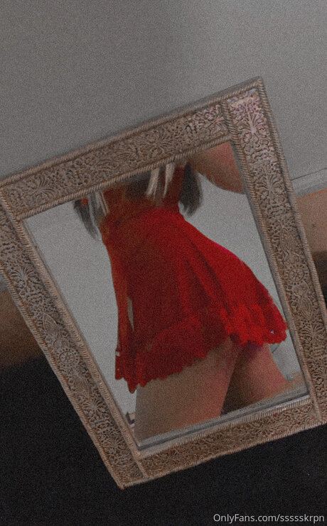 Foto desnuda filtrada de OnlyFans de Ssssskrpn