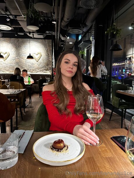 Foto desnuda filtrada de OnlyFans de Bananaju1ce