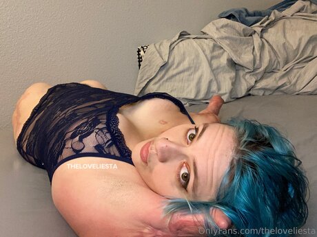 Theloveliesta