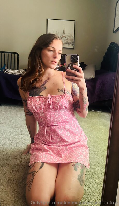 Dommequeenlunalurefree