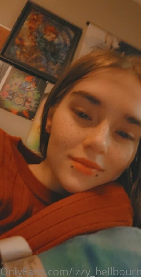Izzyhellbourne