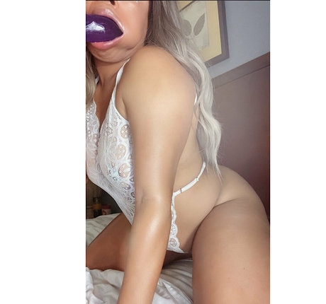 Freenofacebae