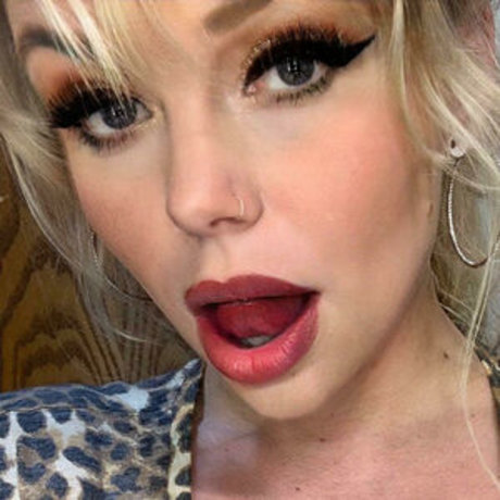 Foto desnuda filtrada de OnlyFans de Charliechip