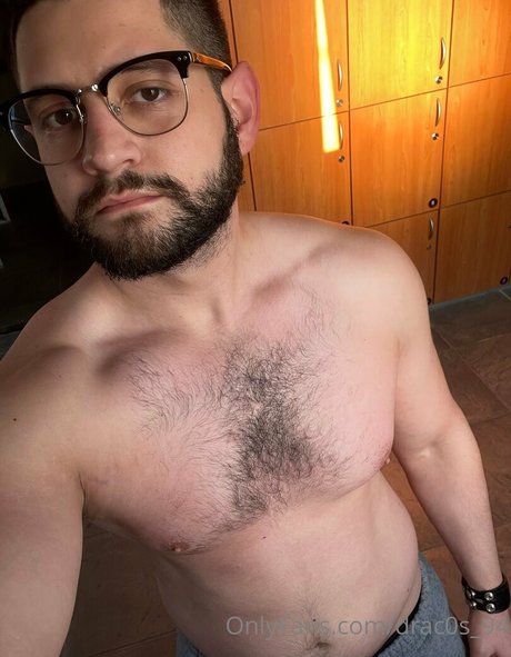 Foto desnuda filtrada de OnlyFans de Drac0s94