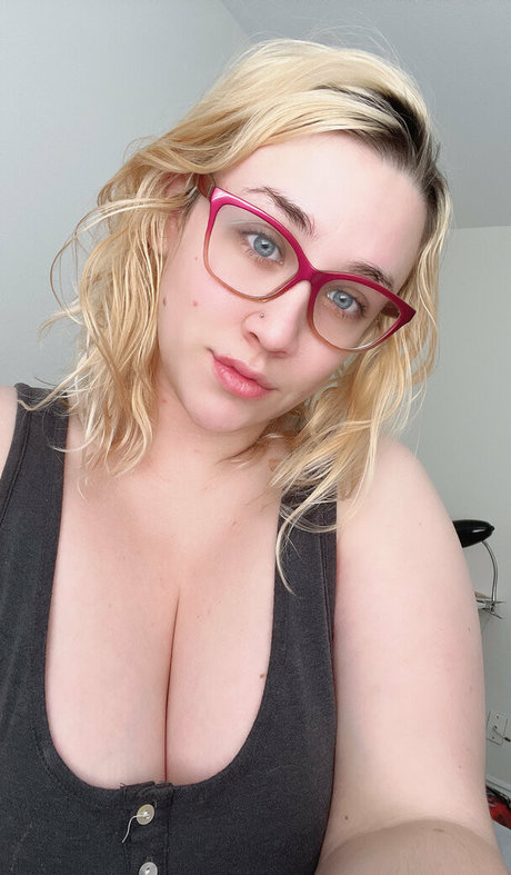 Foto desnuda filtrada de OnlyFans de Ashucosfree