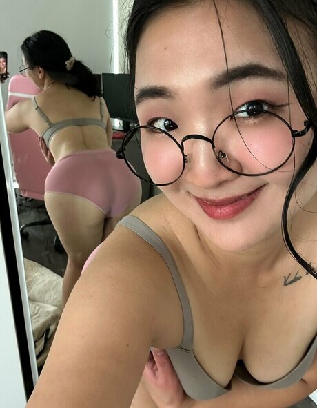Aroomi Kim