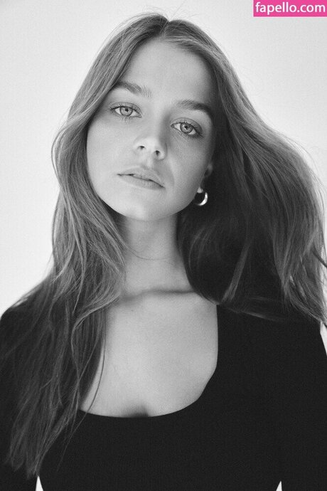Chloe Campbell
