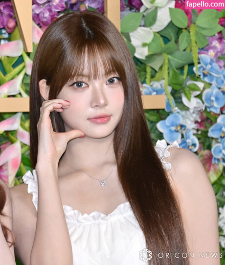 Hong Eunchae 