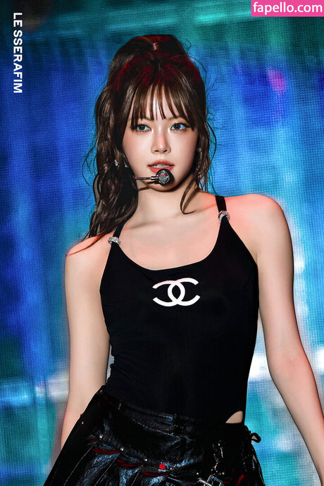 Hong Eunchae 