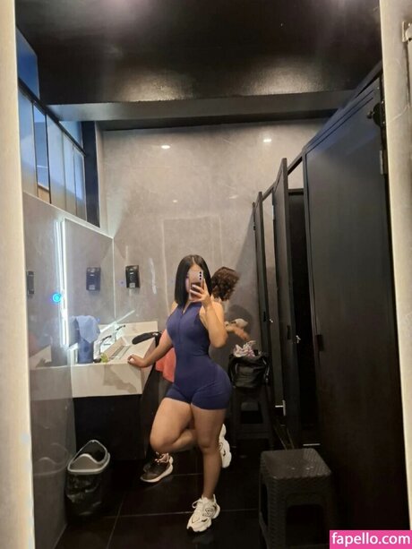 Foto desnuda filtrada de OnlyFans de Mlx9496