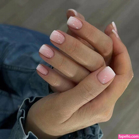Foto desnuda filtrada de OnlyFans de Essie Bone