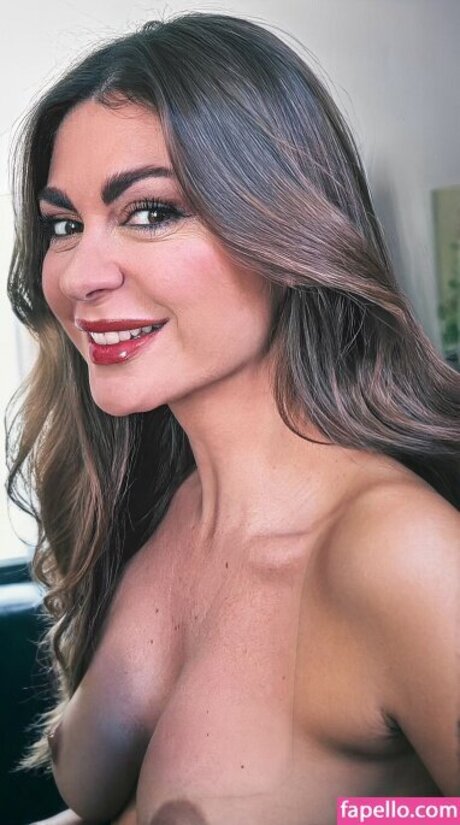 Italian Nude Vips
