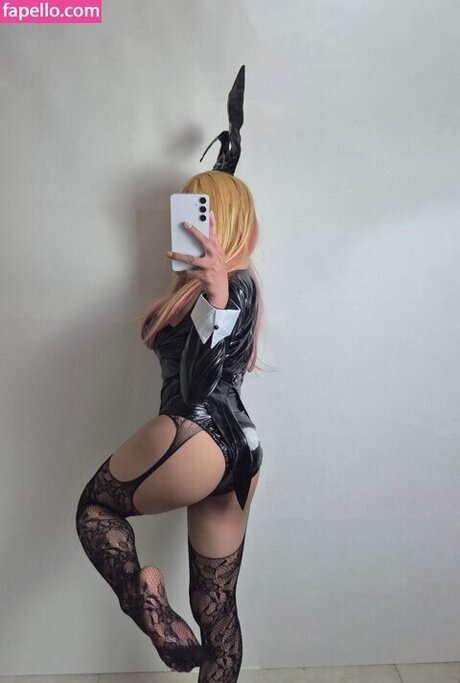 VixxieVie Content