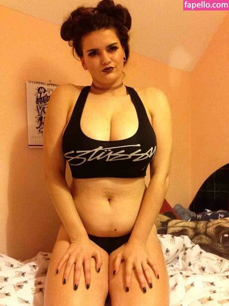 Foto desnuda filtrada de OnlyFans de Zoe Oneill