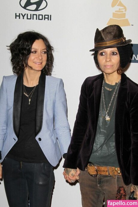 Sara Gilbert