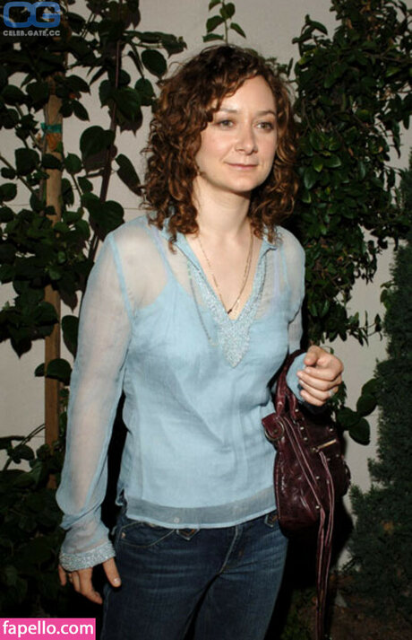 Sara Gilbert