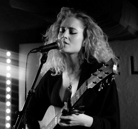 Janetdevlin