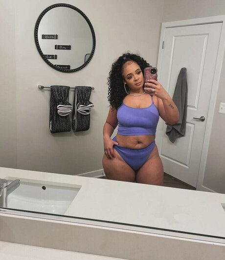 Foto desnuda filtrada de OnlyFans de Bianca Blinx