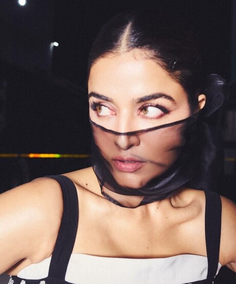 Foto desnuda filtrada de OnlyFans de Wamiqa Gabbi