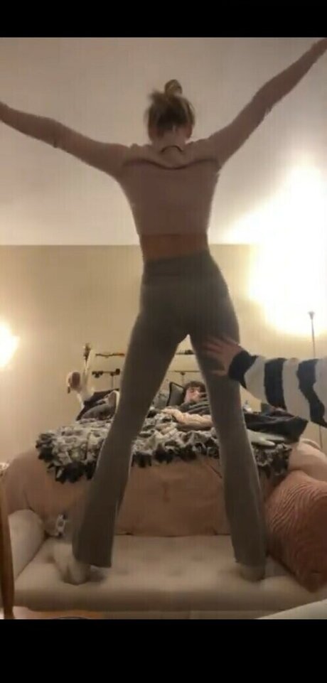 Foto desnuda filtrada de OnlyFans de Beez Asmr