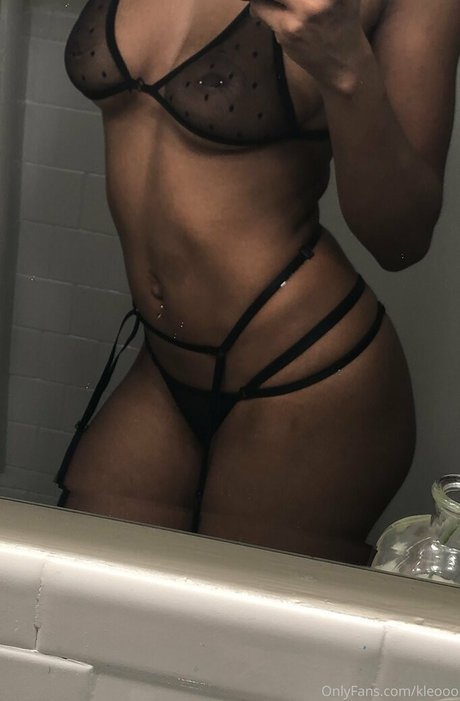 Foto desnuda filtrada de OnlyFans de Venusmoon3