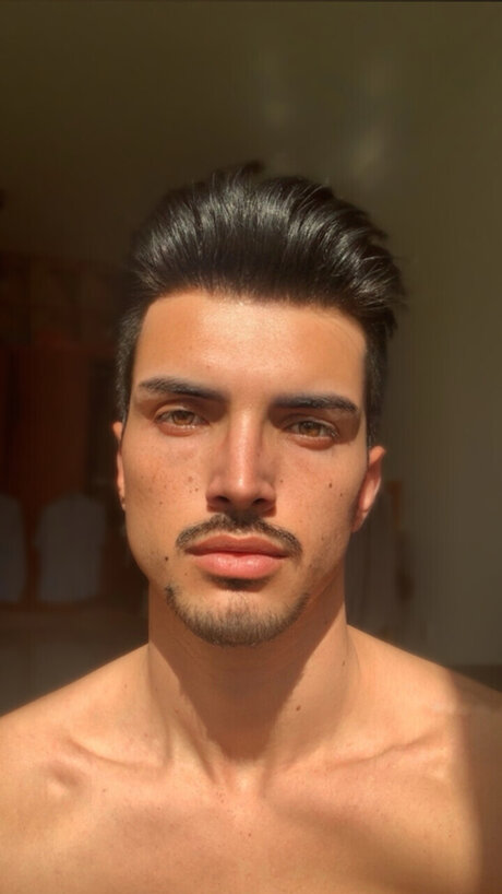 Foto desnuda filtrada de OnlyFans de Tom Stack