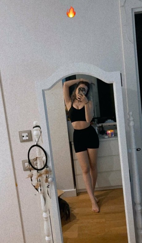 Foto desnuda filtrada de OnlyFans de Monica Jimenez