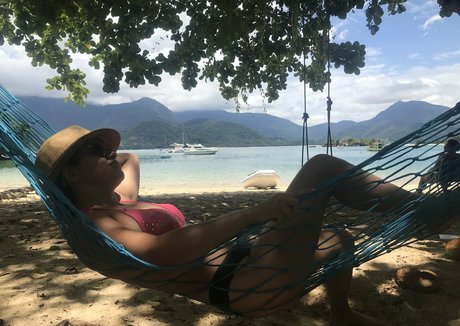 Foto desnuda filtrada de OnlyFans de Isiscristine