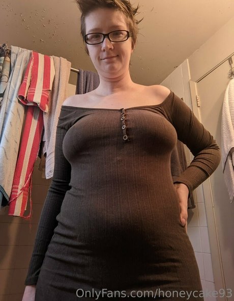 Honeycake93
