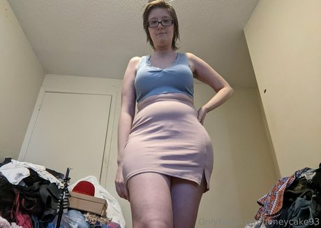 Honeycake93