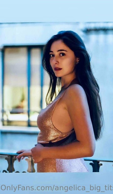 Angelica_big_tits