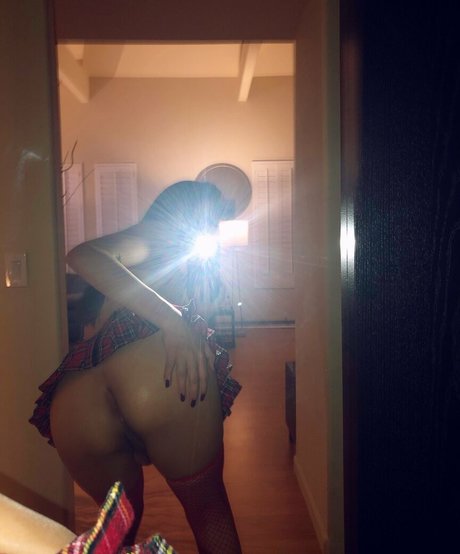 Foto desnuda filtrada de OnlyFans de Yungskeezy