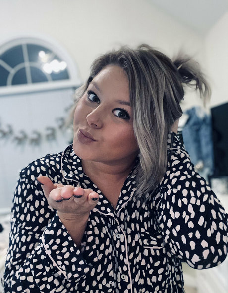 Xxxhookedonbrookefree