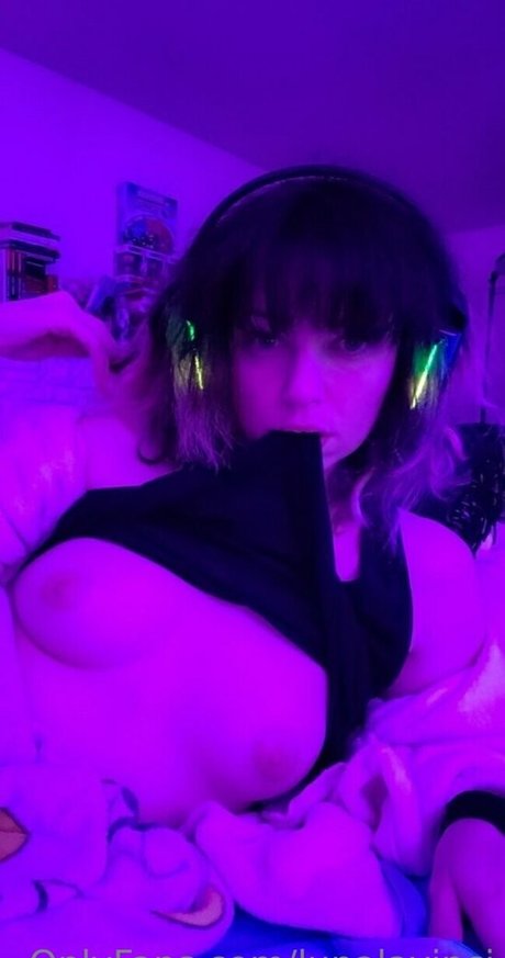 Foto desnuda filtrada de OnlyFans de Lunalavinci