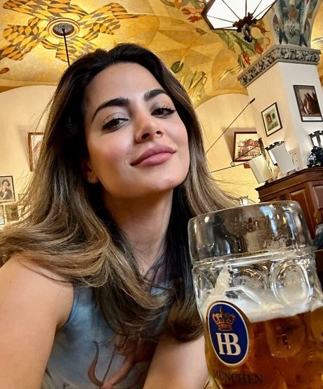 Foto desnuda filtrada de OnlyFans de Emeraude Toubia