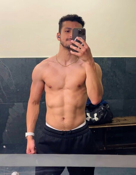 Foto desnuda filtrada de OnlyFans de George B