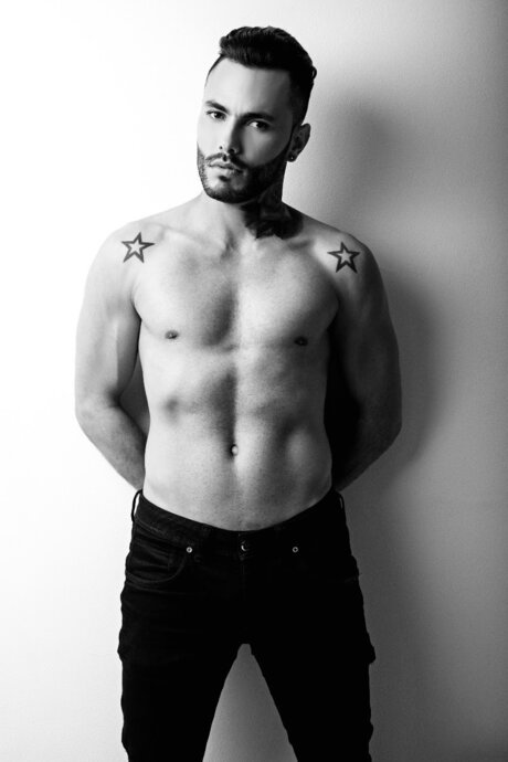 Foto desnuda filtrada de OnlyFans de Juano Carvajal