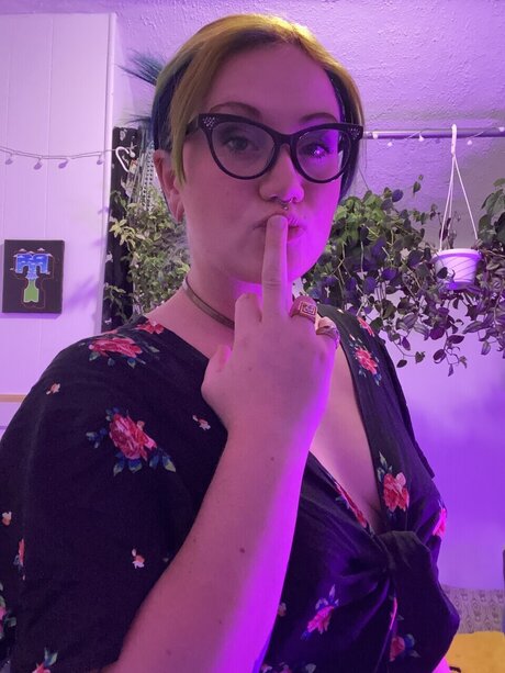 Foto desnuda filtrada de OnlyFans de Olive Aster