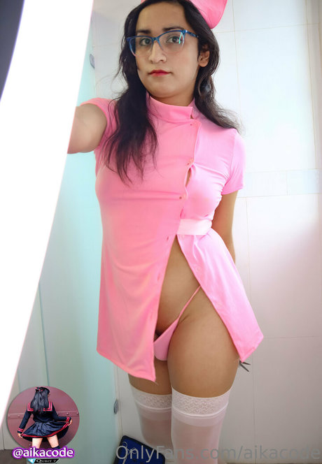 Foto desnuda filtrada de OnlyFans de Aikacode
