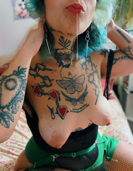 Foto desnuda filtrada de OnlyFans de Querosie Querosie