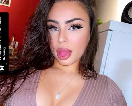 Foto desnuda filtrada de OnlyFans de Fiona Schramm