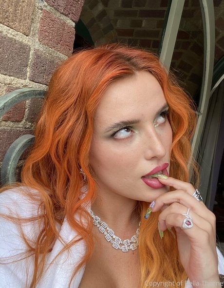 Bella Thorne
