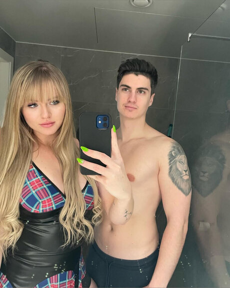 Foto desnuda filtrada de OnlyFans de Sssttt
